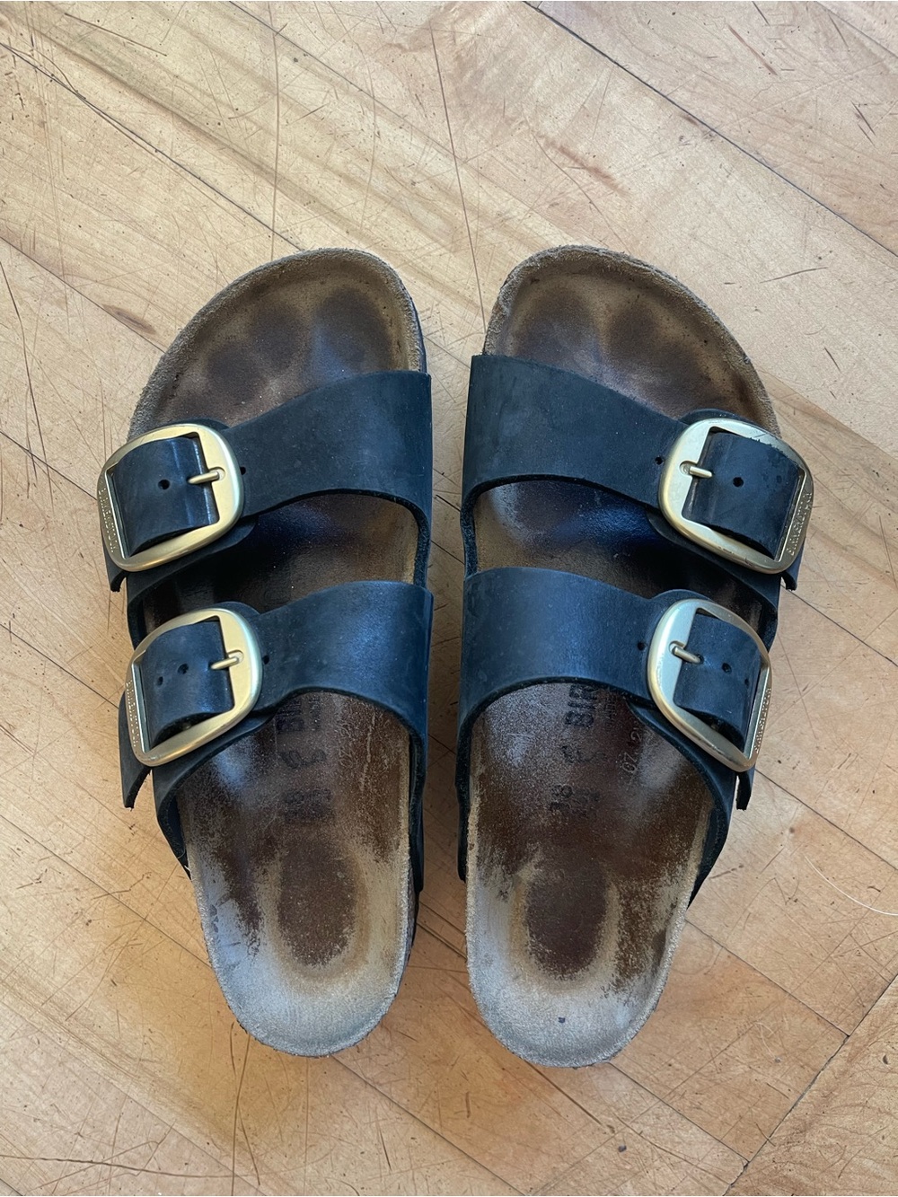 Arizona Black Big Gold Buckle Birkenstock Sandals Size 38